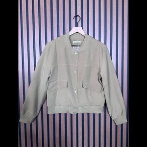 Luvamia Bomber Jacket Small Women Beige Ful Zip Twill Pocket Flap Stretch Fabric